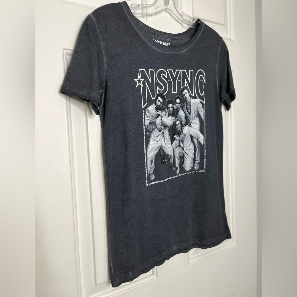 NWOT NSYNC Crewneck Graphic Band Tee XS 90s Y2K - Picture 4 of 9